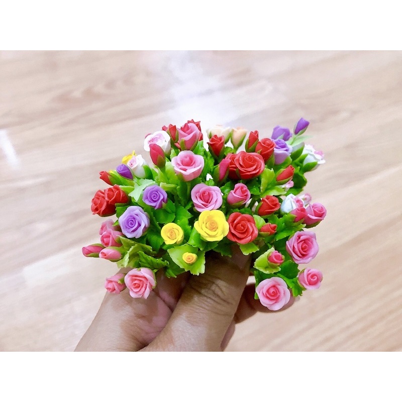 ภาพสินค้าดินปั้นดอกกุหลาบจิ๋ว 1ช่อ มี3ดอก จากร้าน pana_miniature บน Shopee ภาพที่ 2