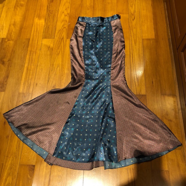 ab-normal-skirt-เอว-26-สะโพก-36-ทรงยาวทรงหางปลาผ้าsilkหรู