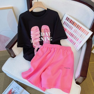 เสื้อยืดแขนสั้นลําลอง ผ้าฝ้าย 100% ทรงหลวม และกางเกงขาสั้น สองชิ้น แฟชั่นสําหรับสตรี