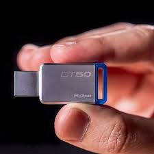 แฟลชไดร์ฟ-kingston-รุ่นdatatraveler-dt50-usb-flash-drive-16-32-64-gb