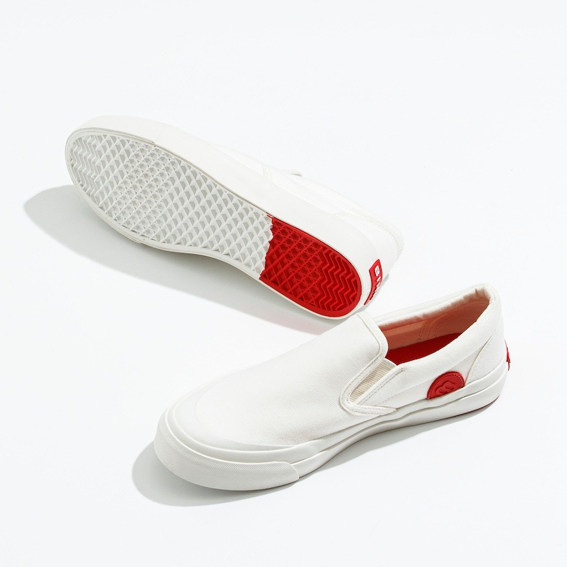 ภาพหน้าปกสินค้าBIKK - รองเท้าผ้าใบ รุ่น "Go" White Size 36-45 Canvas Slip-On Sneakers / รองเท้าผู้หญิง / รองเท้าผู้ชาย / รองเท้า จากร้าน bikk. บน Shopee