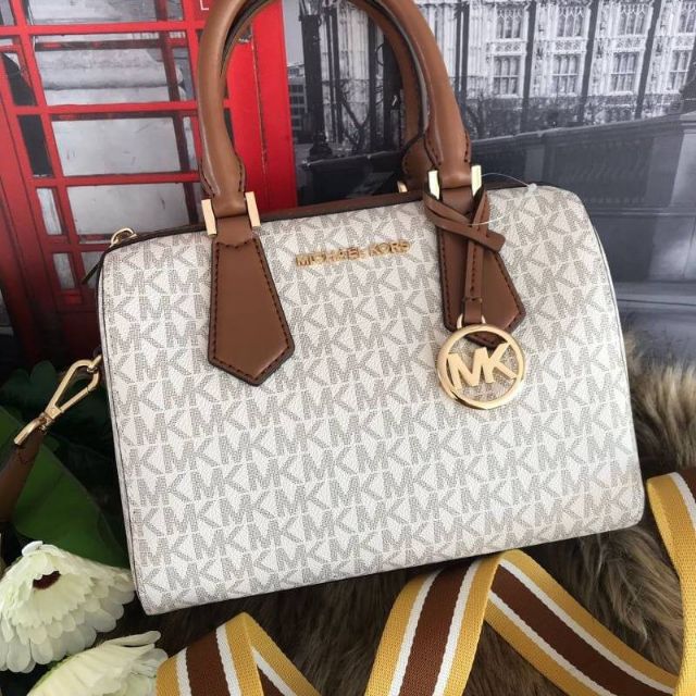 Hayes michael kors store
