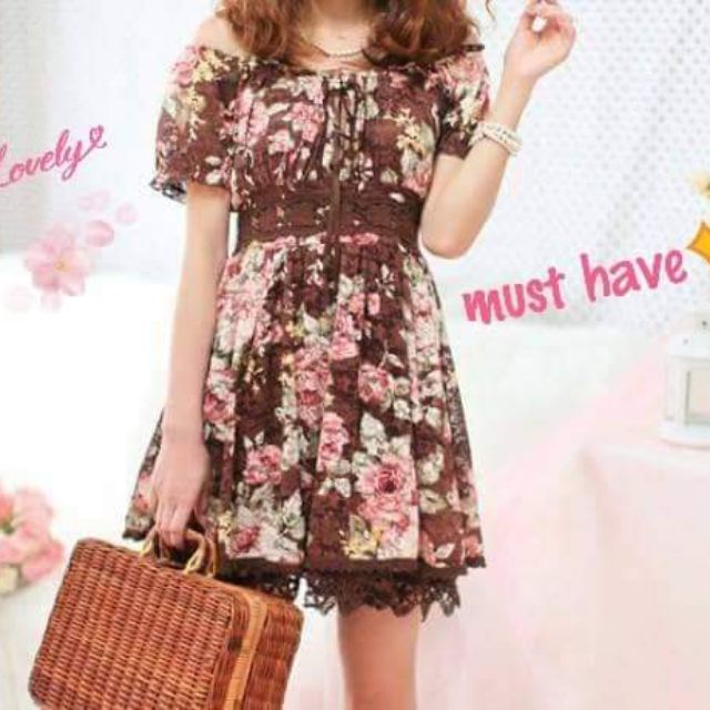 Liz lisa Brown floral lace dress>>   |  Shopee Thailand