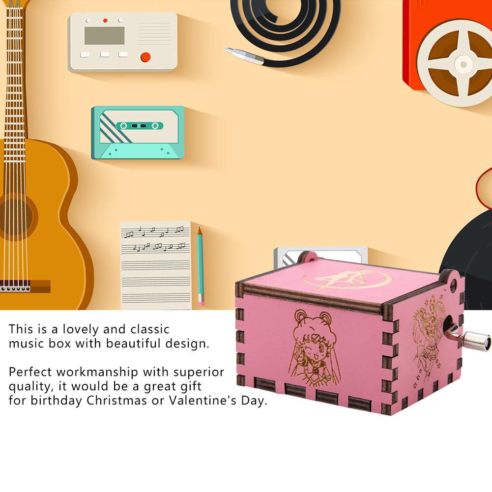 ภาพขนาดย่อของภาพหน้าปกสินค้ากล่องดนตรีไม้รูปเซเลอร์มูนสีชมพู 1 ชิ้น จากร้าน supergoodsales.th บน Shopee