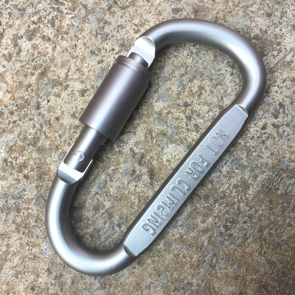 ภาพหน้าปกสินค้าห่วงอลูมิเนียมคุณภาพสูง High-quality aluminum carabiner D-shaped จากร้าน codylight บน Shopee