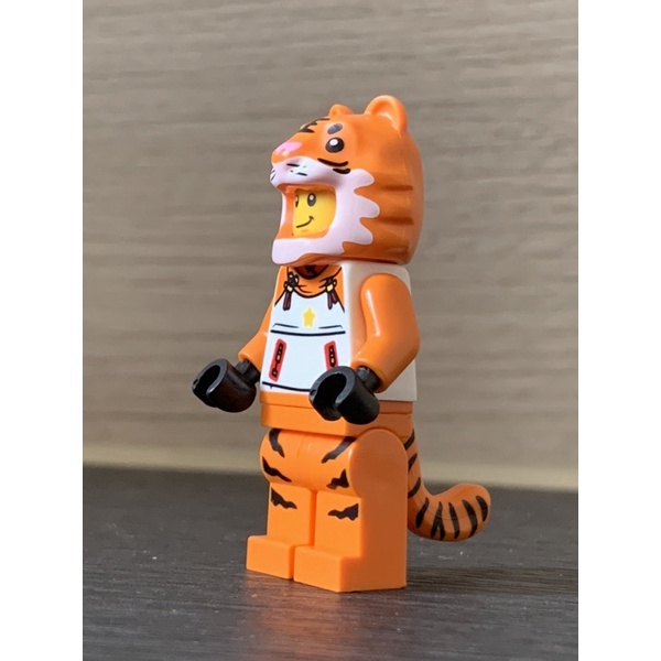 lego-minifigures-the-year-of-the-tiger