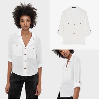 Bershka x cotton shirt ขาวสะอาด ผ้าน่ารัก  อก 36 ยาว22/24 size: L Tag ครบ ❌ตำหนิรอยเปื้อนชายเสื้อ