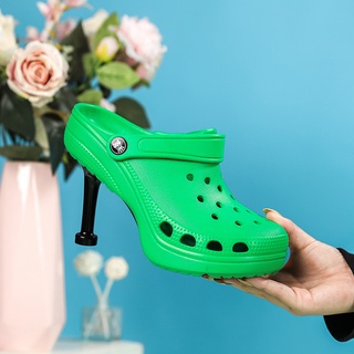 ภาพขนาดย่อของภาพหน้าปกสินค้าใหม่ trendingCrocs Edition Madame รองเท้าส้นสูง สีดํา เขียว ขาว แดง สําหรับผู้หญิง eu36-41 จากร้าน ryain.th บน Shopee