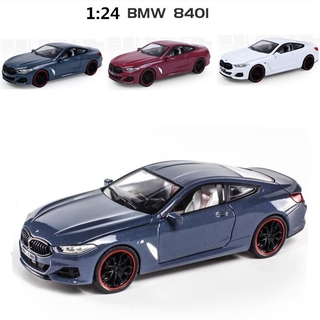 โมเดลรถยนต์ 1:24 BMW 840I แบบดึงถอยหลัง ของเล่นสําหรับเด็ก