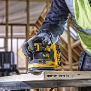 DEWALT DCW210N 18,20V เครื่องขัดกระดาษทราย ไร้สาย 5 นิ้ว (เครื่องเปล่า ไม่รวมชุดแบต)