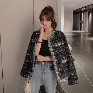 Mary Suit Blazer // เสื้อสูทผ้าทวิต แต่งกระเป๋า กระดุมทอง
