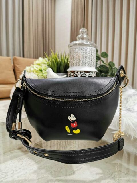 พร้อมส่ง-new-arrival-disney-store-factory-belt-bagแท้-outlet