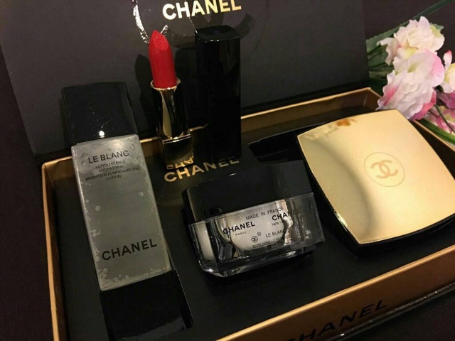 chanel-set-le-blanc-travel-kit-whitening-moisturizing-cream-ช่วยปรับสีผิวให้ขาวกระจ่างใส-และปรับสีผิวให้