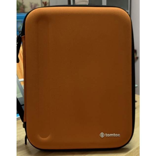 กระเป๋า Ipad ยี่ห้อ TOMTAC | Shopee Thailand