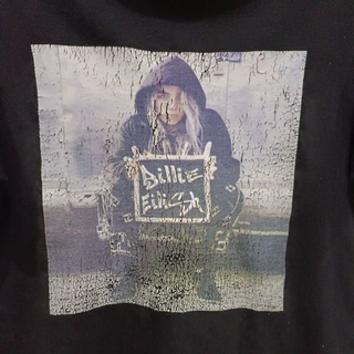 เสื้อยืดผ้าฝ้ายพิมพ์ลาย เสื้อยืดมือสอง Usa นักร้องสาวสุดฮอต Billie Eilish (เสื้อลายจากอัลบั้มแรกๆ) Size M.อก20/ยาว27