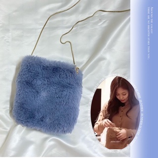 fur bag กระเป๋าสะพายข้าง แบบJennie Blackoink สีเทาอมฟ้า