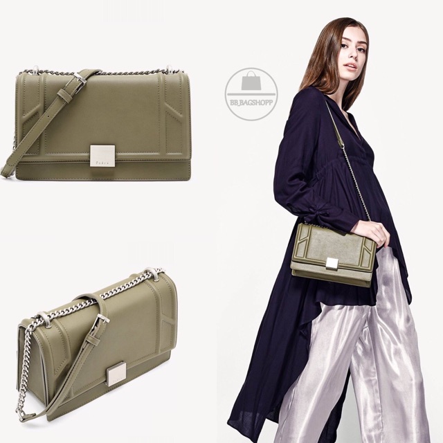 pedro-front-flap-chain-shoulder-bag-สีเขียว-outlet