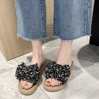 🔥Hot Sale/2022 รองเท้าแตะและรองเท้าแตะสไตล์เกาหลีใหม่สำหรับผู้หญิงสวมด้านนอกรองเท้าแตะส้นแบน