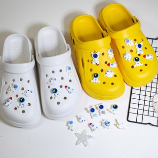 Crocs Jibbitz ชุดจี้กระดุม รูปนักบินอวกาศน่ารัก สําหรับรองเท้า DIY