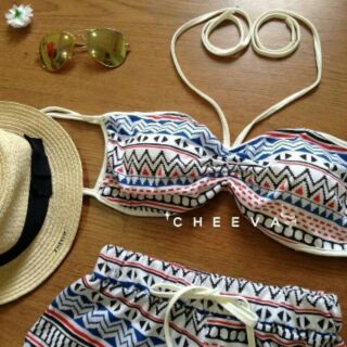 bikini set กราฟฟิก