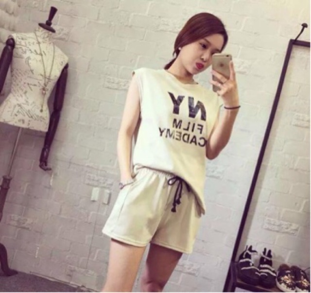 ชุด-2-ชิ้น-เสื้อแฟชั่น-กางเกงเอวจั๊มขาสั้น-สีขาว-รหัสสินค้า-jn6338-ขาว