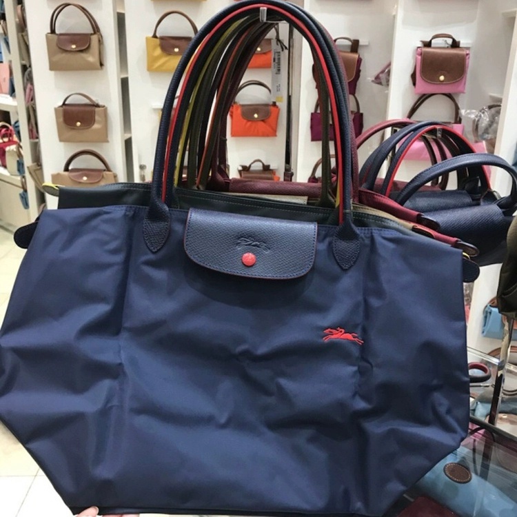 ภาพหน้าปกสินค้ากระเป๋า Longchamp แท้ กระเป๋าถือสตรี /กระเป๋าสะพายข้าง /ไนลอนกันน้ำพับถุงช้อปปิ้ง