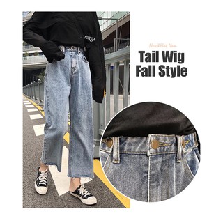 ภาพขนาดย่อของภาพหน้าปกสินค้ายีนส์ขายาว กางเกงยีนส์ขายาว เอวสูง ทรงตรง พับขา สียีนส์อ่อน แฟชั่นเกาหลีผู้หญิงวัยรุ่น Fashion jeans high waist straight จากร้าน trendyjeans บน Shopee ภาพที่ 6