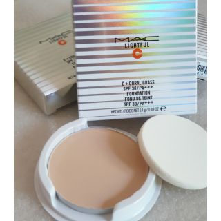 แป้งแมค M.a.c Lightful C + Coral Grass SPF30 / PA+++ Foundation Refill ปริมาณ 14 กรัม