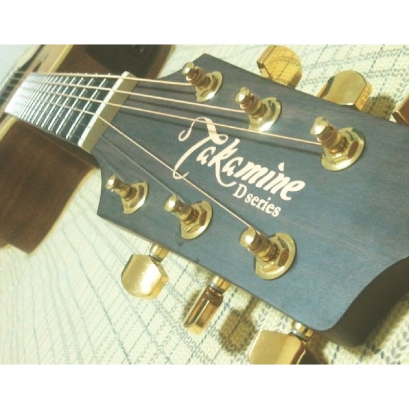 โลโก้หัวกีต้าร์-takamine-d-series