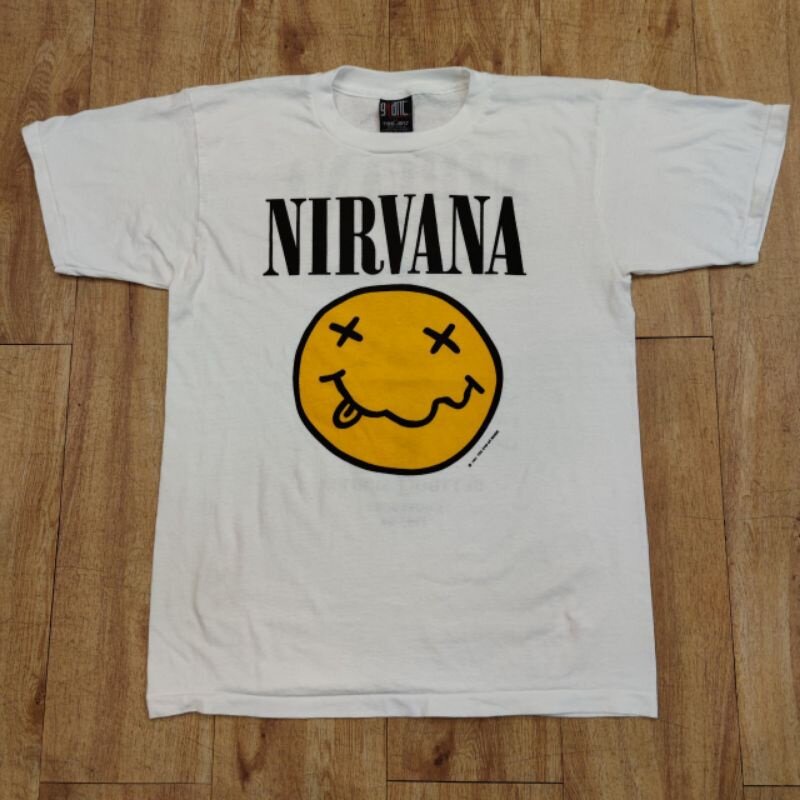 h-nirvana-smiley-เสื้อวง-เสื้อทัวร์-ป้าย-giant-made-in-usa-เสื้อยืดคอกลมผ้าฝ้าย