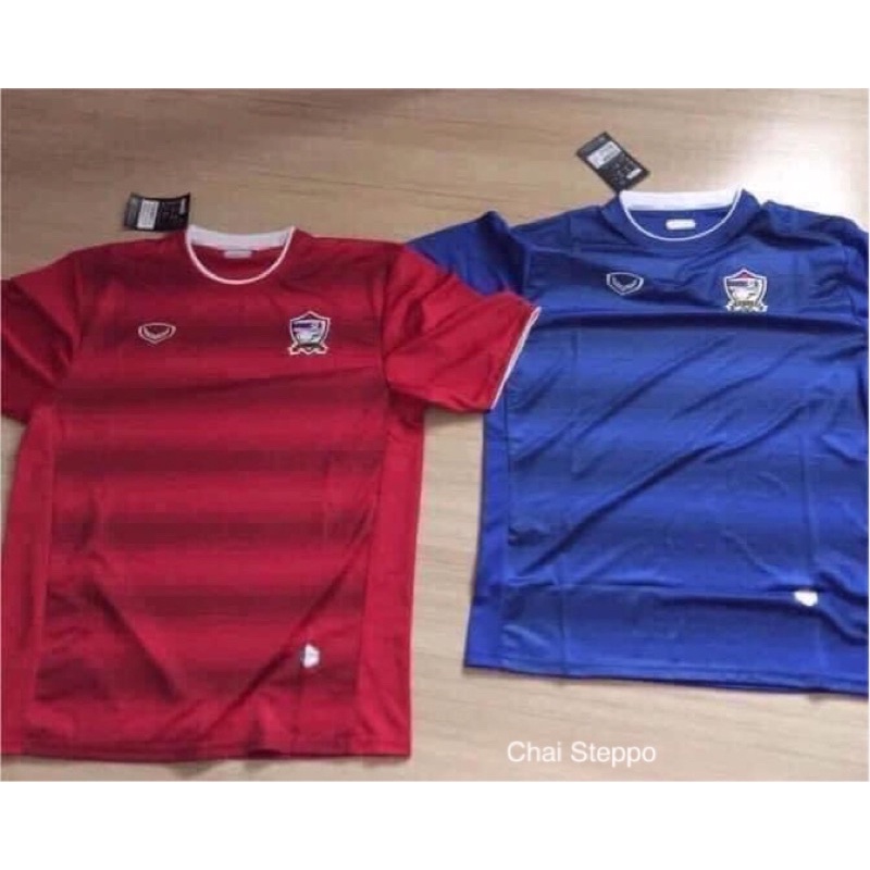 เสื้อเชียร์ฟุตบอลทีมชาติไทย2014-สีน้ำเงิน-สีแดง-ของแท้ป้ายห้อย