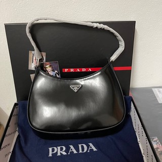 Prada สีดำ หนังแท้ Grade vip Size 26CM