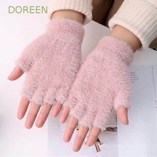 ภาพหน้าปกสินค้าDoreen ถุงมือครึ่งนิ้ว ผ้ากํามะหยี่ขนนิ่ม แบบหนา ป้องกันความหนาว สําหรับผู้หญิง ผู้ชาย กลางแจ้ง ที่เกี่ยวข้อง