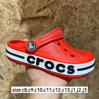 Crocs kids รองเท้าแตะแบบสวมสำหรับเด็ก