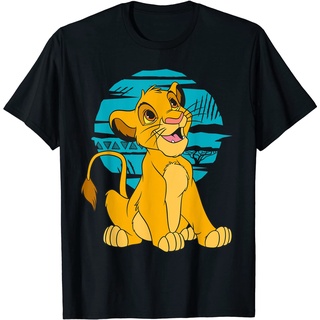 เสื้อยืด พิมพ์ลาย Disney The Lion King Young Simba Happy Blue สไตล์เรโทร สําหรับเด็กผู้ชาย และเด็กผู้หญิง