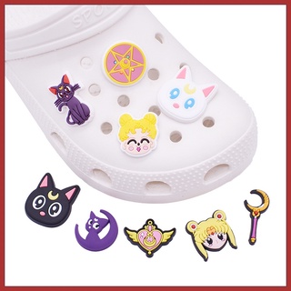 ภาพหน้าปกสินค้าDIY เซเลอร์มูน Crocs Jibbitz Charm รองเท้า Pins การ์ตูนญี่ปุ่น Anime รองเท้า Decoration ที่เกี่ยวข้อง