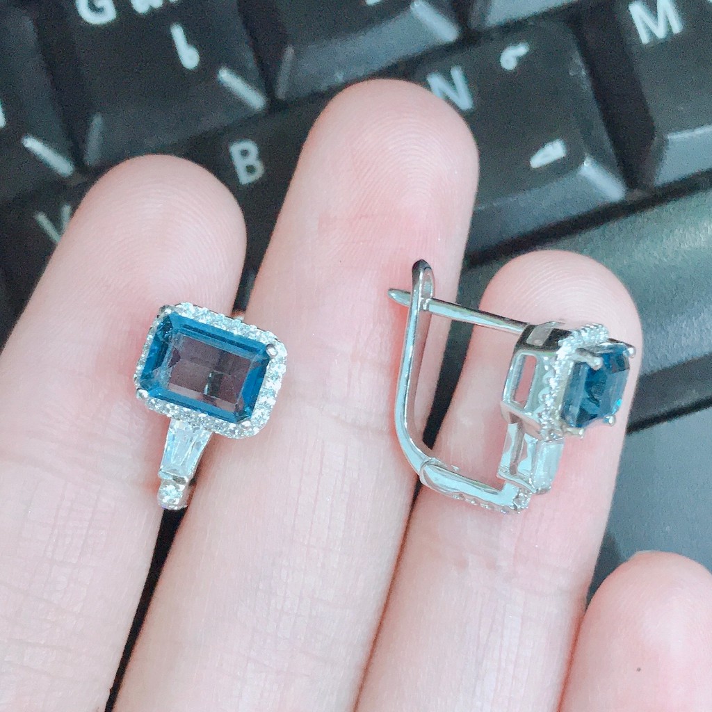 ต่างหูเงินแท้-92-5-ฝังพลอยโทแพซสีฟ้าเข้ม-london-bluetopaz-ประดับด้วยเพชรรัสเซีย-รุ่น-na1102-lbt