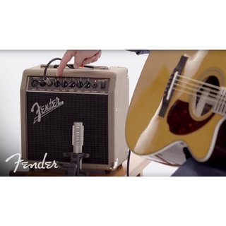 แอมป์กีต้าร์โปร่ง Fender Fender Acoustasonic 15 แอมป์กีต้าร์โปร่งเอนกประสงค์ ให้มาถึง 2 CH.ได้ทั้งเล่นทั้งร้องในตัวเดียว