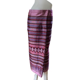 สินค้าใหม่ ผ้าถุงสำเร็จรูปสีชมพู ลายผ้าไทยประยุกต์ ไซส์ M รอบเอว  28 นิ้ว