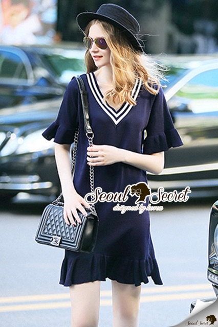 veely-stripe-colar-navy-knit-dress