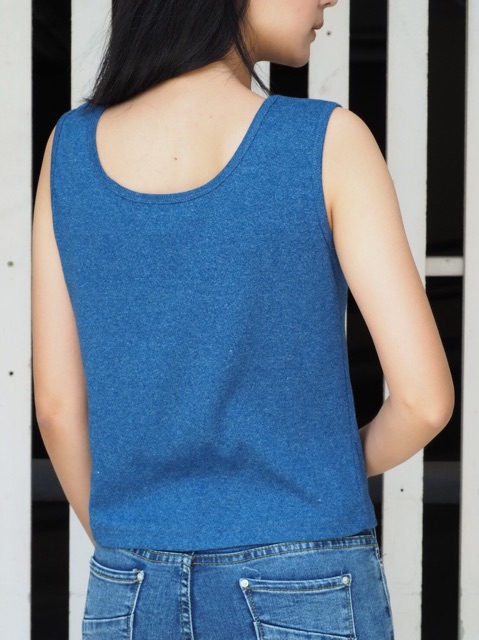 basic-shirt-collar-เสื้อแขนกูดสีน้ำเงิน