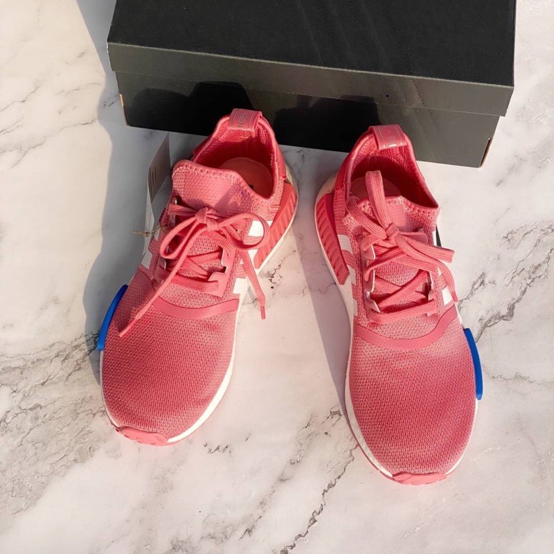 ของแท้💯 รองเท้า Adidas NMD R1 สีsalmon พร้อมส่ง | Shopee Thailand