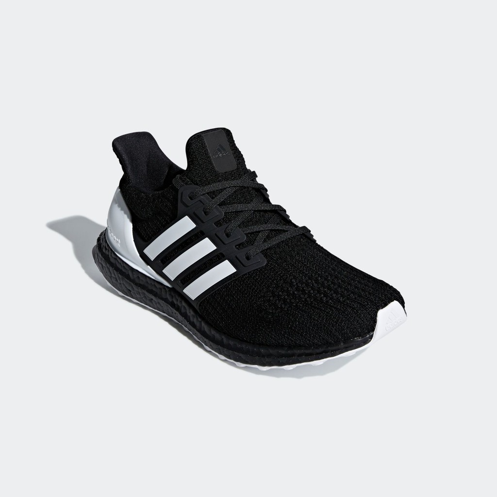 adidas-ultraboost-core-black-cloud-white-carbon