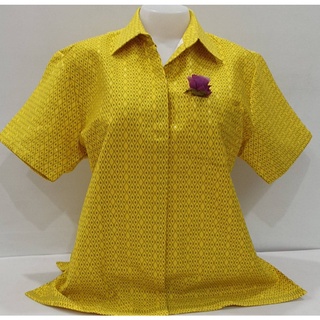 เสื้อเชิ๊ตอัดกาวสีเหลืองไพร ผ้าซาตินนอก หญิง