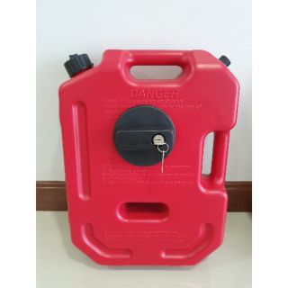 ถังน้ำมันสำรองขนาด 10 ลิตร สีแดง พร้อมตัวล๊อกกุญแจ Jerry Can 10L with lock