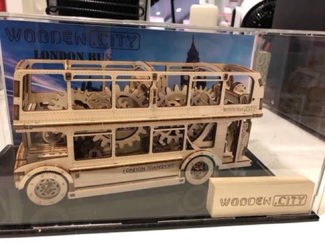 london-bus-by-woodencity