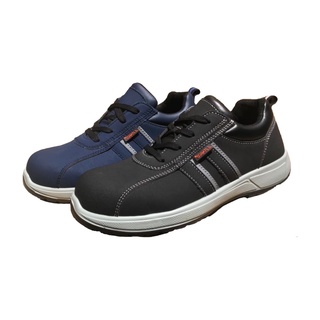 ภาพหน้าปกสินค้าJTAGCO JA22 รองเท้าเซฟตี้ รองเท้านิรภัย รองเท้ากันน้ำ กันลื่น SafetyShoes มีมาตราฐานCE ที่เกี่ยวข้อง
