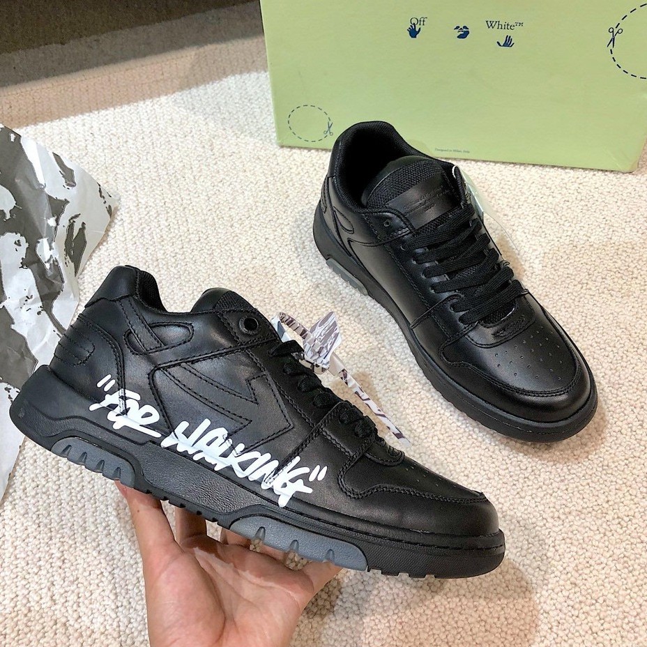 รองเท้า-off-white-rare-item-2020-limited-edition