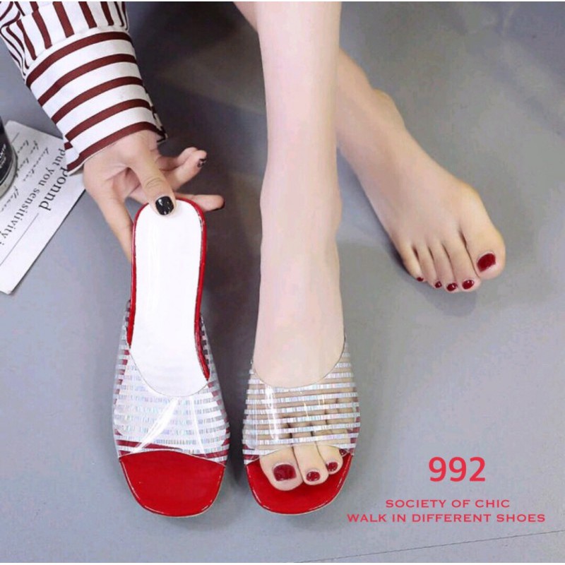 992-รองเท้าสไตล์สวม-เรียบหรู-สวยสุด