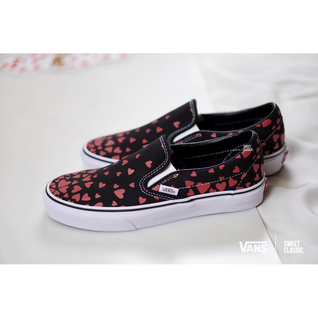 vans-valentines-hearts-slip-on-black-vn0a33tb45l